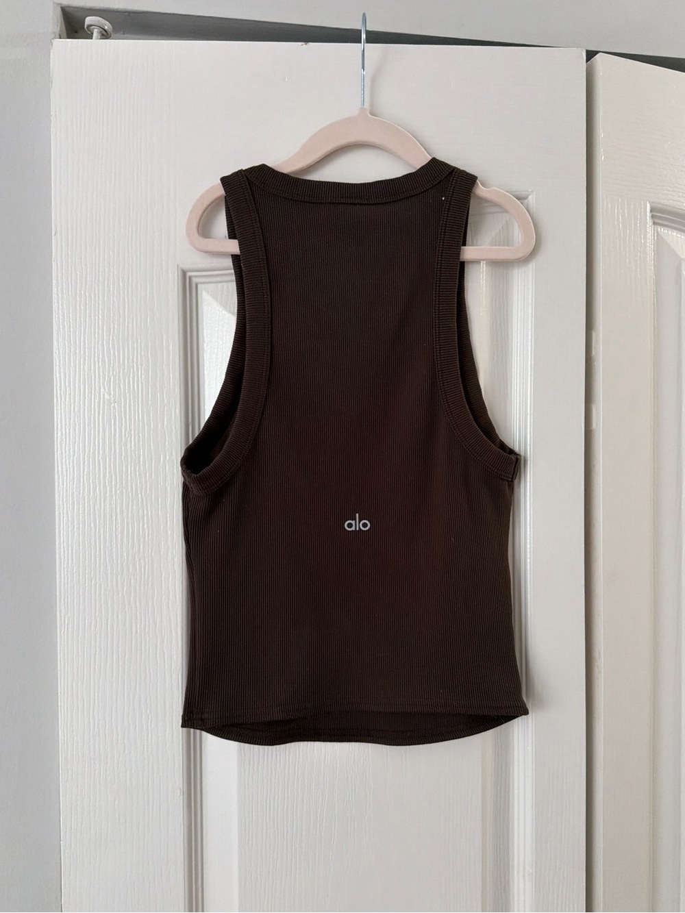 ALO Yoga Ribbed Racerback Crop Tank Top - Picture 2 of 4
